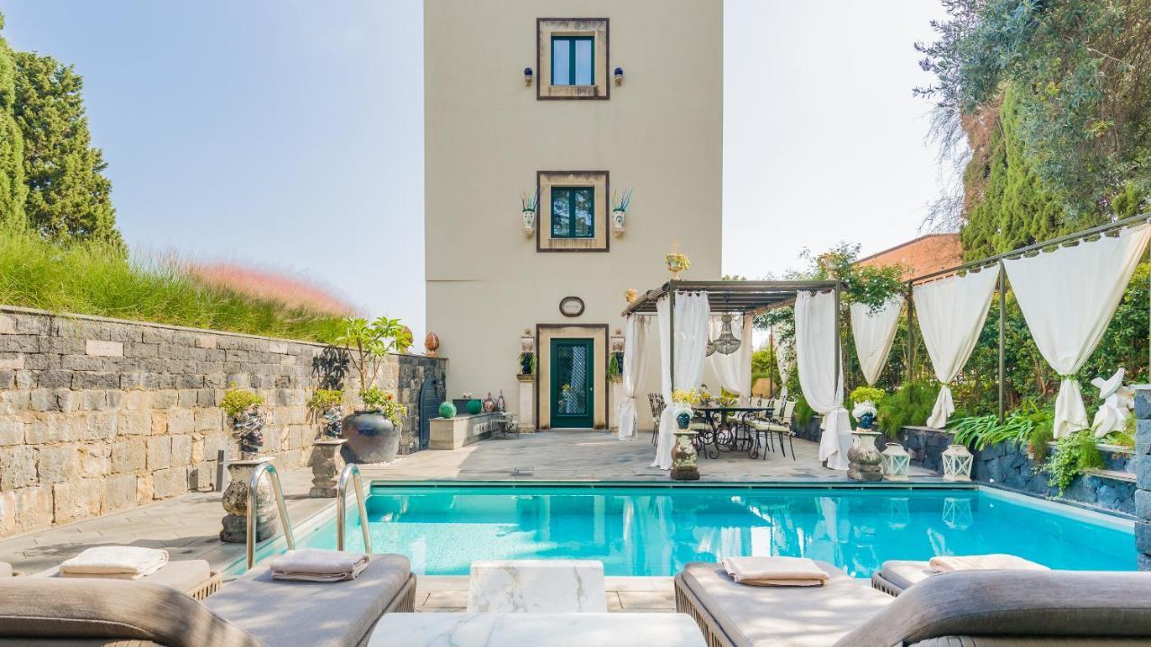 Urbis Taormina, Luxury In The Heart Of With Swimming Pool & Lift