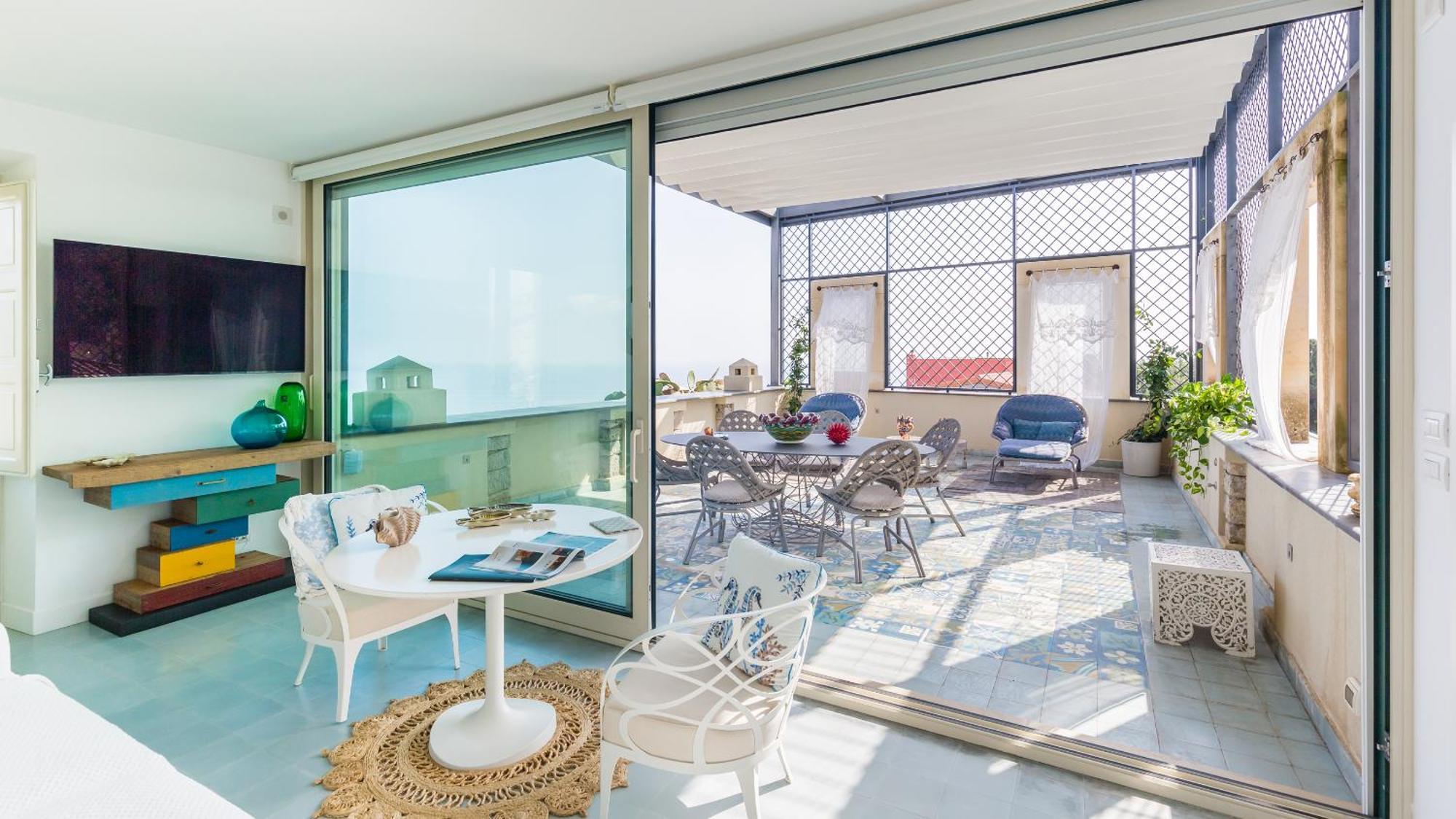 Villa Urbis Taormina, Luxury In The Heart Of With Swimming Pool & Lift *
