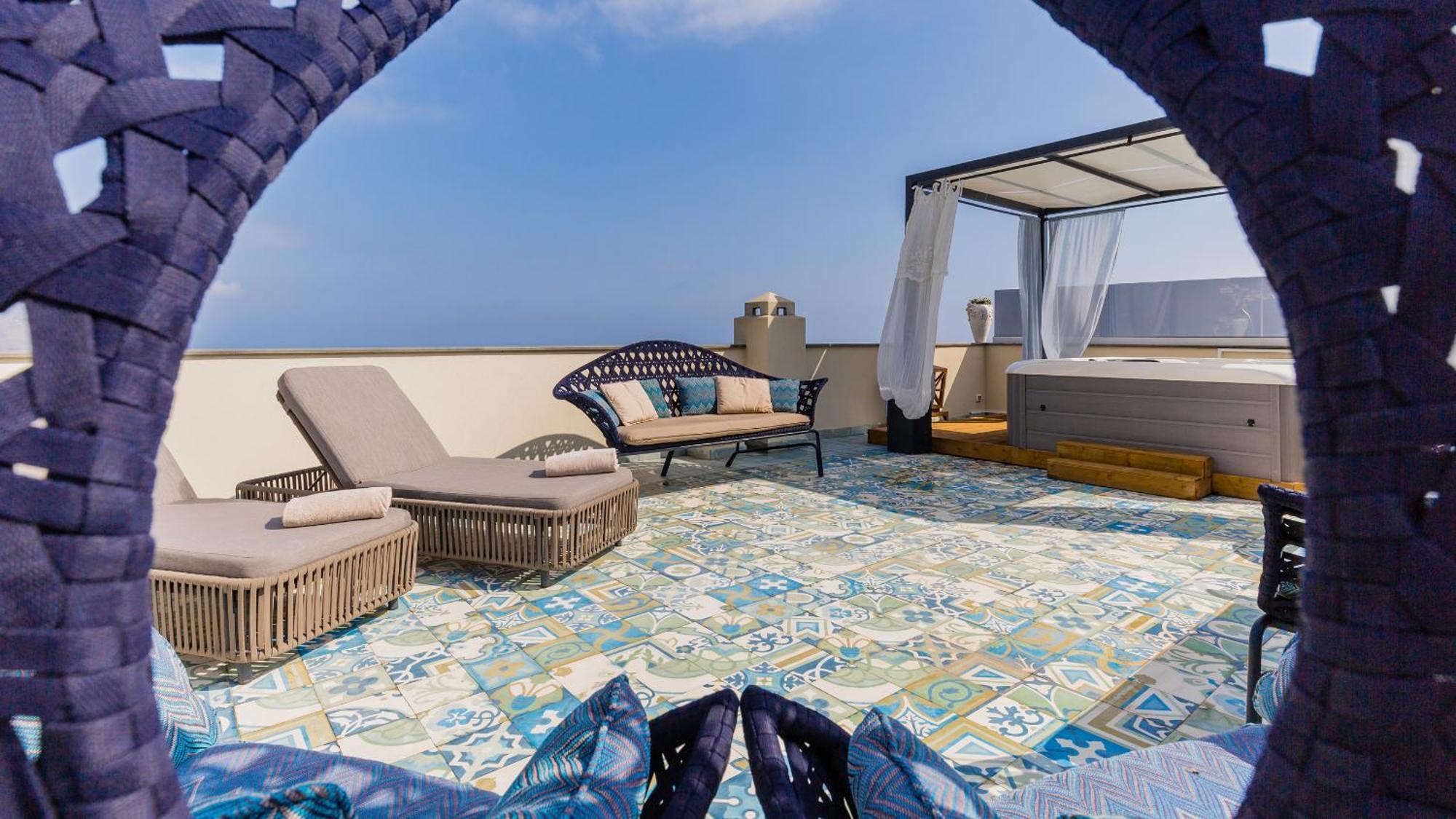 Urbis Taormina, Luxury In The Heart Of With Swimming Pool & Lift Taormina